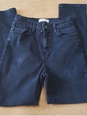 Vibrant MIU Distressed jeans